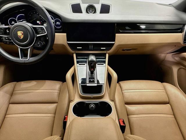 2019 Porsche Cayenne E-Hybrid Base