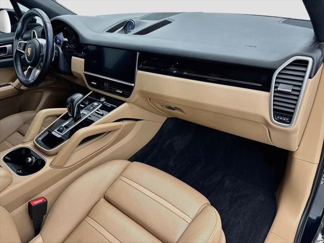 2019 Porsche Cayenne E-Hybrid Base