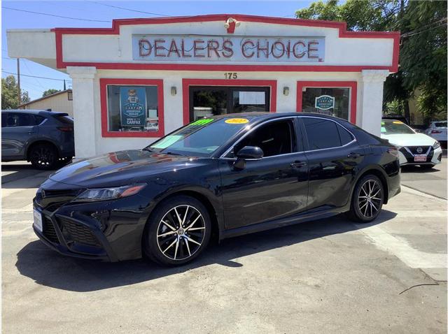 2022 Toyota Camry SE for sale in Farmersville, CA