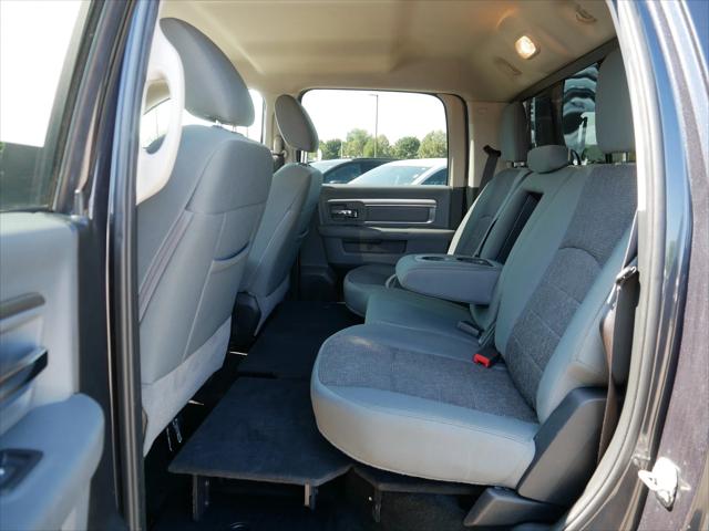 2017 Ram 1500 Big Horn Crew Cab 4x4 57 Box