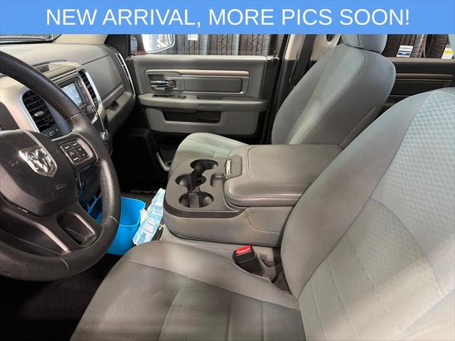 2017 Ram 1500 SLT Crew Cab 4x4 6'4" Box