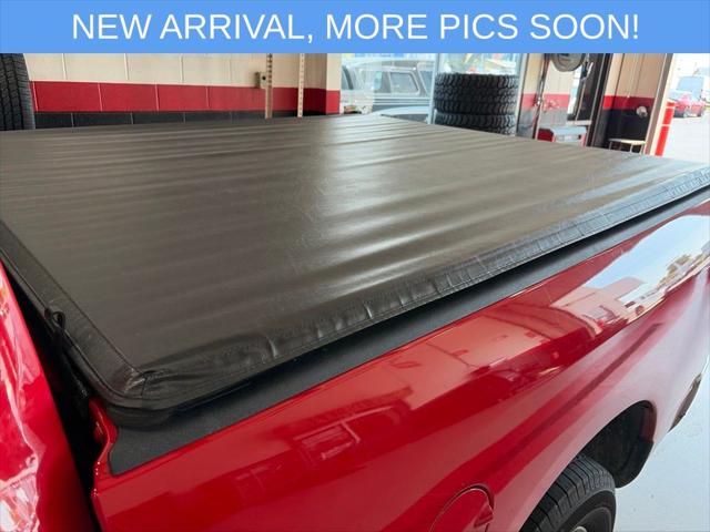 2017 Ram 1500 SLT Crew Cab 4x4 6'4" Box