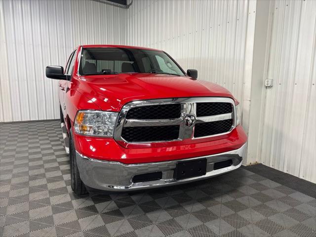 2017 Ram 1500 SLT Crew Cab 4x4 64 Box