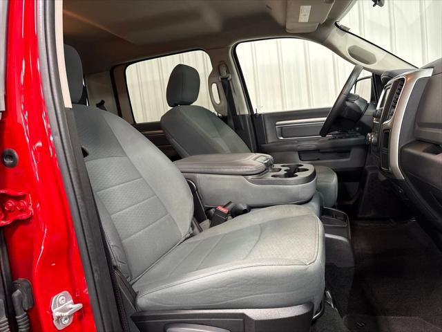 2017 Ram 1500 SLT Crew Cab 4x4 64 Box