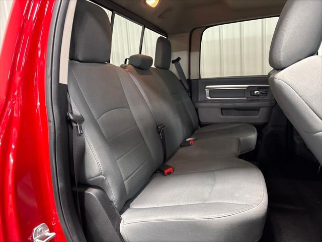 2017 Ram 1500 SLT Crew Cab 4x4 64 Box
