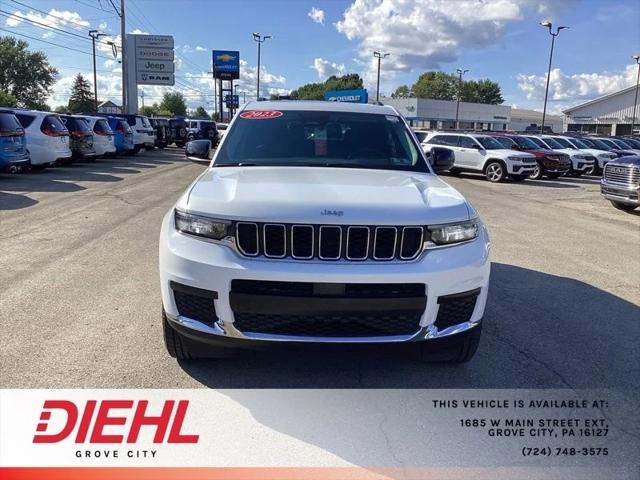 2023 Jeep Grand Cherokee L Laredo 4x4 2023 Jeep Grand Cherokee L Laredo 4x4