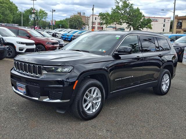 2025 Jeep Grand Cherokee L Laredo 4x4 2025 Jeep Grand Cherokee L Laredo 4x4