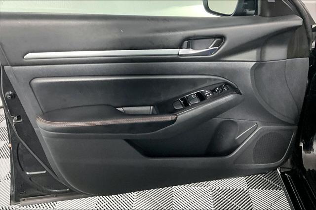 Used 2024 Nissan Altima SR FWD For Sale in Olive Branch, MS