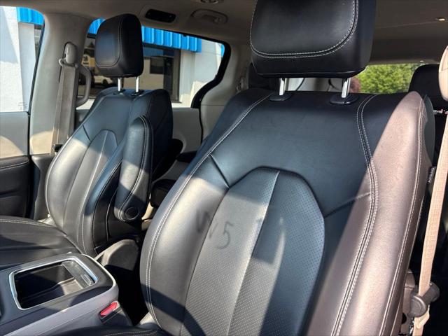 2023 Chrysler Pacifica Touring L