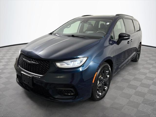 Used 2025 Chrysler Pacifica Limited For Sale in Olive Branch, MS