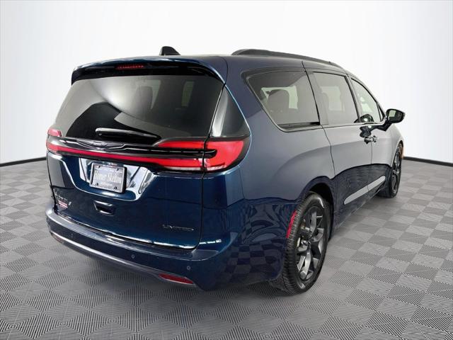 Used 2025 Chrysler Pacifica Limited For Sale in Olive Branch, MS