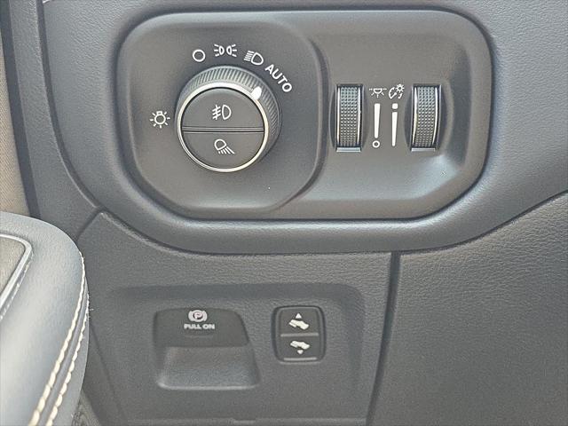 2024 Ram 1500 Limited Crew Cab 4x4 57 Box