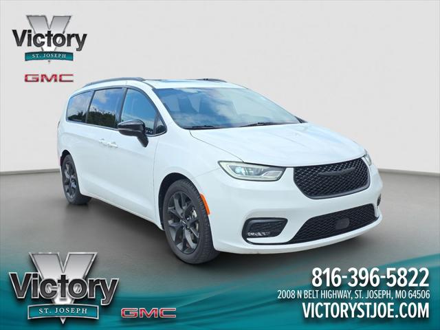 2025 Chrysler Pacifica Limited for sale in St Joseph, MO