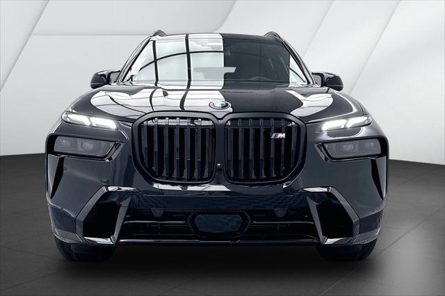 2027 BMW X7 M60i