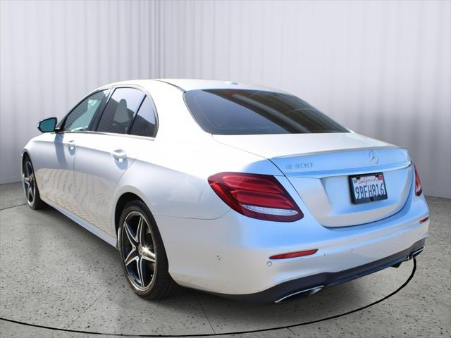 2018 Mercedes-Benz E-CLASS E 300 E 300