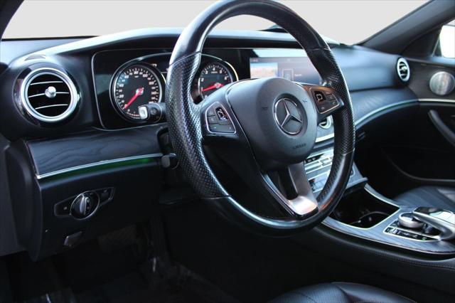 2018 Mercedes-Benz E-CLASS E 300 E 300