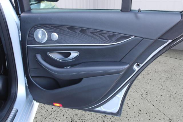 2018 Mercedes-Benz E-CLASS E 300 E 300