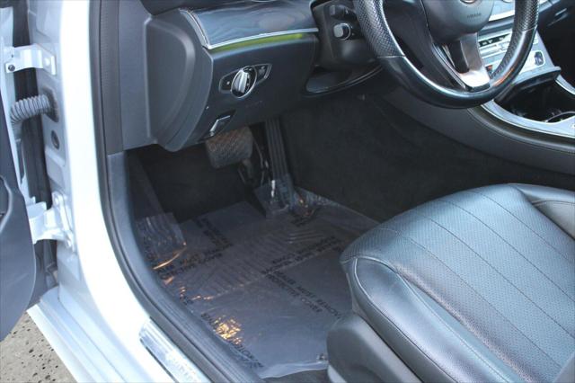 2018 Mercedes-Benz E-CLASS E 300 E 300