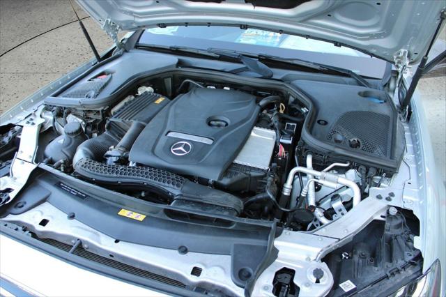 2018 Mercedes-Benz E-CLASS E 300 E 300
