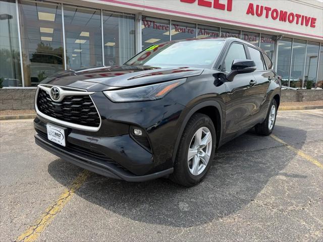 2023 Toyota Highlander LE