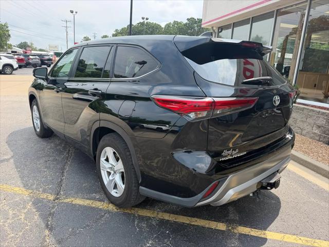 2023 Toyota Highlander LE