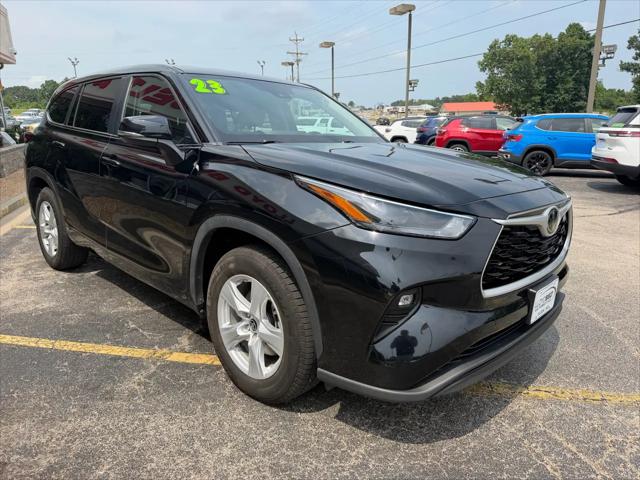 2023 Toyota Highlander LE
