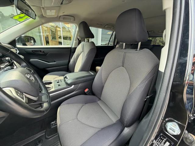 2023 Toyota Highlander LE