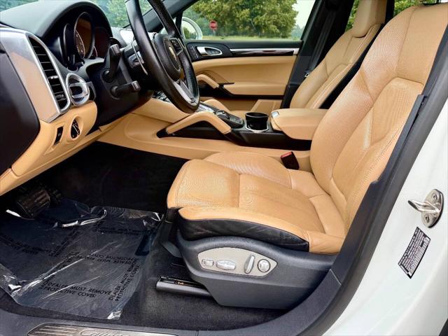 2018 Porsche Cayenne Platinum Edition