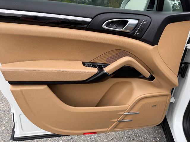 2018 Porsche Cayenne Platinum Edition