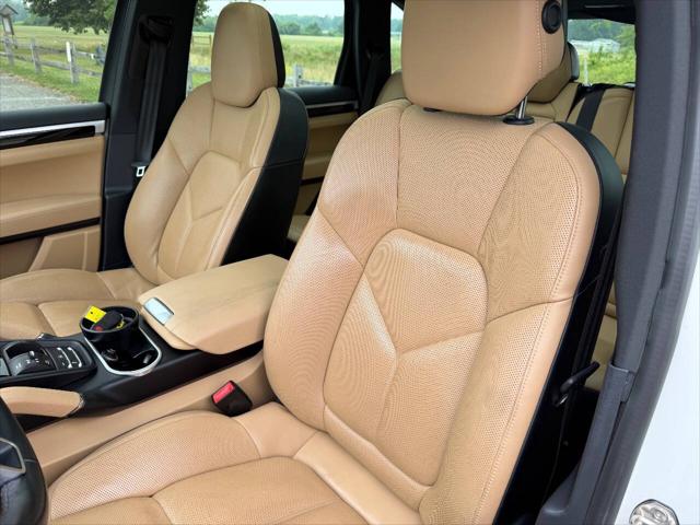 2018 Porsche Cayenne Platinum Edition