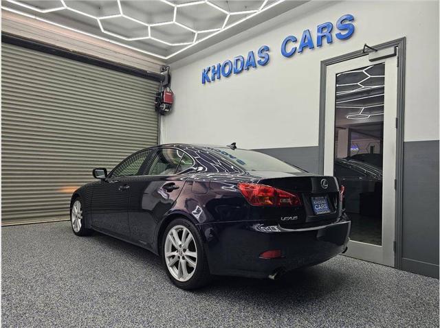 2007 Lexus IS 250 Base 4dr Sedan (2.5L V6 6A)