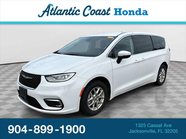 2023 Chrysler Pacifica Touring L for sale in Jacksonville, FL