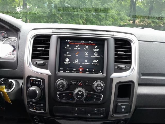 2018 Ram 1500 Big Horn Crew Cab 4x4 5'7" Box