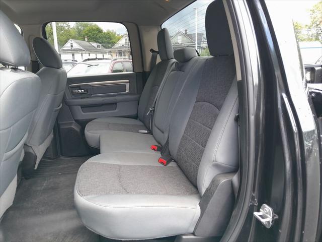 2018 Ram 1500 Big Horn Crew Cab 4x4 5'7" Box