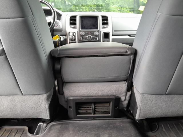 2018 Ram 1500 Big Horn Crew Cab 4x4 5'7" Box