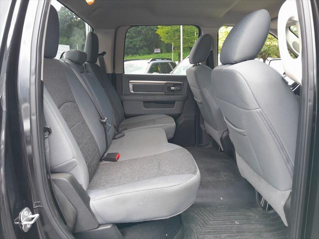2018 Ram 1500 Big Horn Crew Cab 4x4 5'7" Box