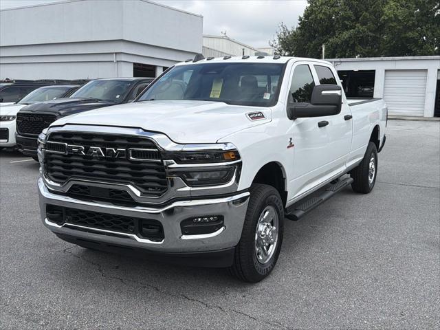 2026 Ram 2500 Tradesman Crew Cab 4x4 8 Box