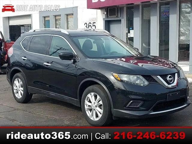 2016 Nissan Rogue SV for sale in Bedford, OH