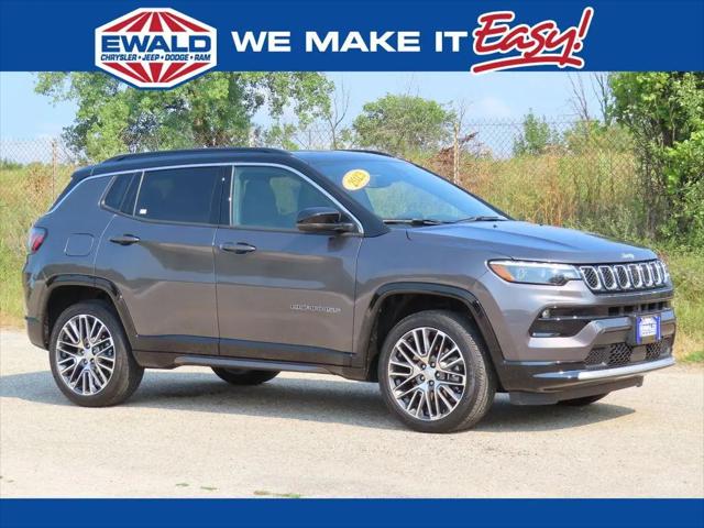 2023 Jeep Compass Limited 4x4 for sale in Oconomowoc, WI