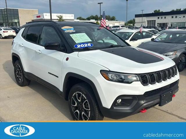 2025 Jeep Compass Trailhawk 4x4 for sale in Lawrence, KS