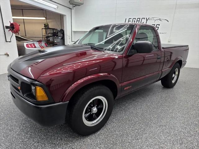 2000 Chevrolet S-10 LS for sale in Danville, PA