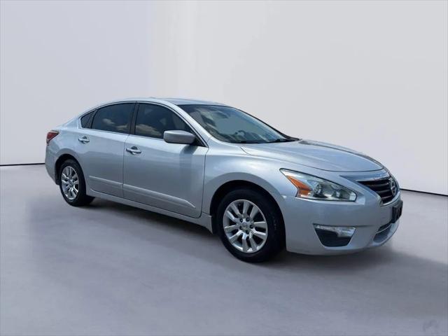 2013 Nissan Altima 2.5 S for sale in Knoxville, TN