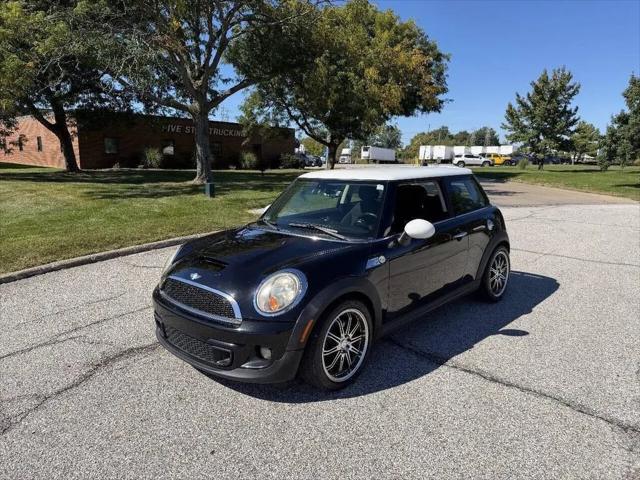 2011 MINI Cooper S Base for sale in Willoughby, OH