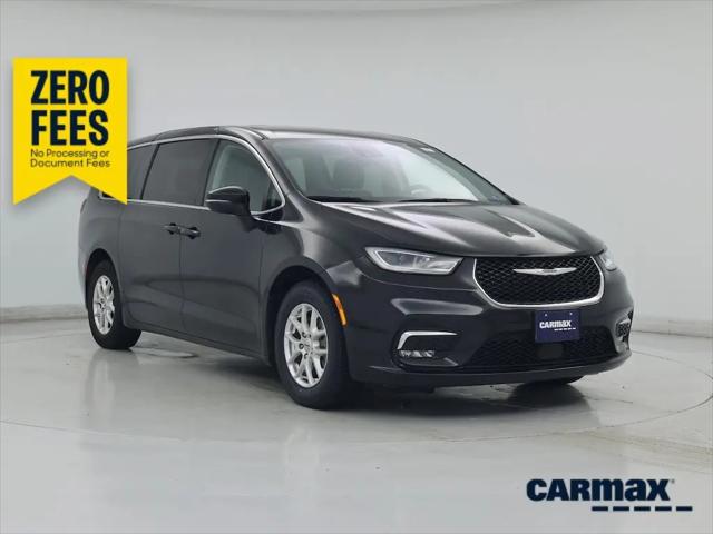 2023 Chrysler Pacifica Touring L for sale in Sterling, VA