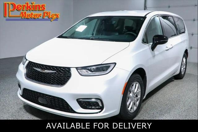 2024 Chrysler Pacifica Touring L for sale in Mayfield, KY