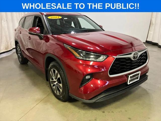 2021 Toyota Highlander XLE for sale in Milford, NH