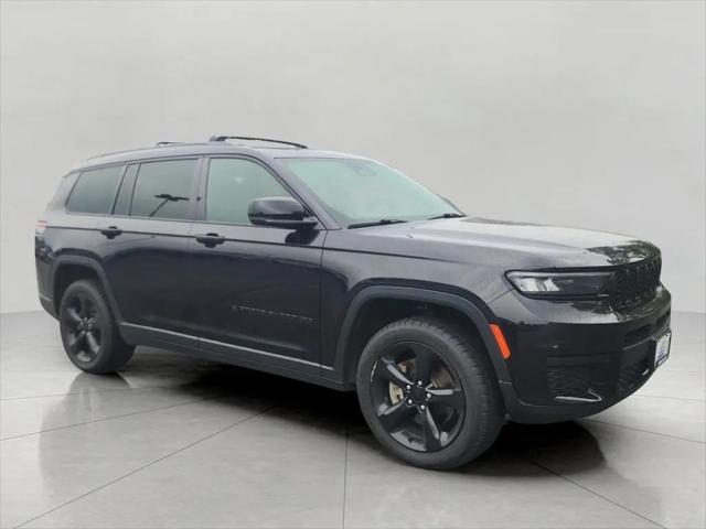 2021 Jeep Grand Cherokee Altitude 4x4 for sale in Green Bay, WI