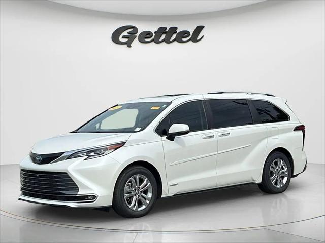 2021 Toyota Sienna Platinum for sale in Punta Gorda, FL