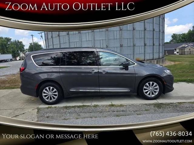 2017 Chrysler Pacifica Touring-L for sale in Thorntown, IN