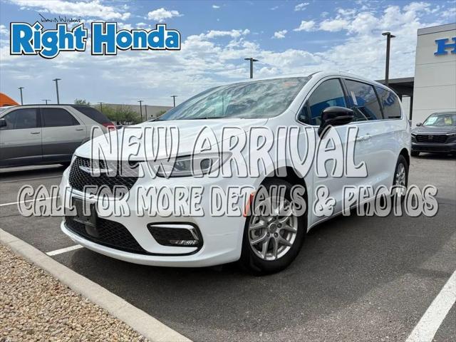 2025 Chrysler Pacifica Select for sale in Scottsdale, AZ